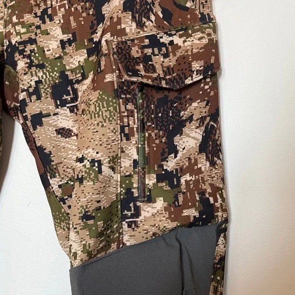 Women’s Sitka Camouflage Pants - Picture 5 of 7